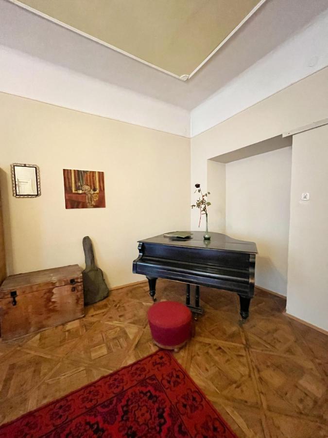 Old Town Rooms Wielopole Krakow Ngoại thất bức ảnh