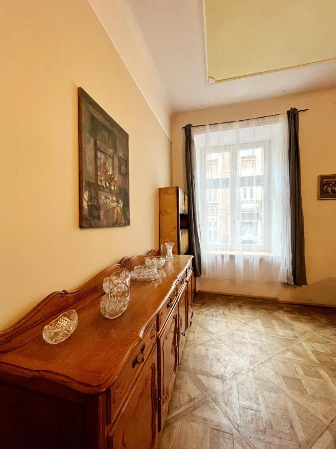 Old Town Rooms Wielopole Krakow Ngoại thất bức ảnh