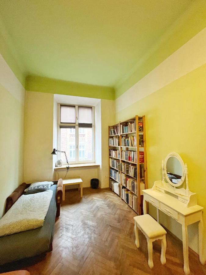 Old Town Rooms Wielopole Krakow Ngoại thất bức ảnh
